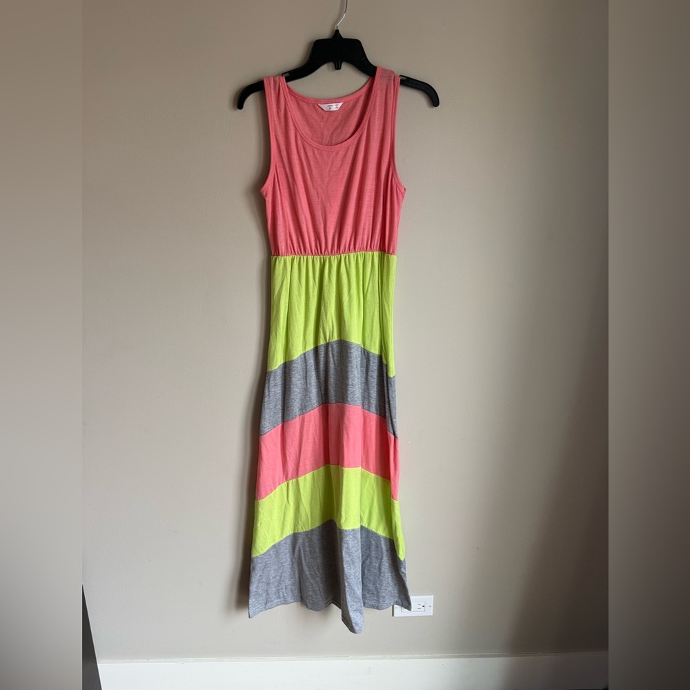 Colorful Sleeveless Maxi Dress‎ Size Medium